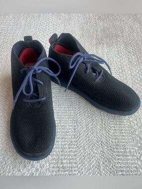 UGG Men Black Wool Suede Knit Chukka Boots with Navy Laces and Red Lining